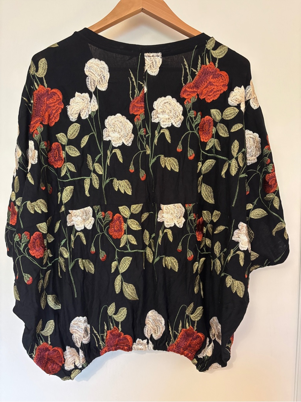 Anthropologie Black Floral  Embroidered Top Allora Size Medium Large Art to Wear - Picture 4 of 12